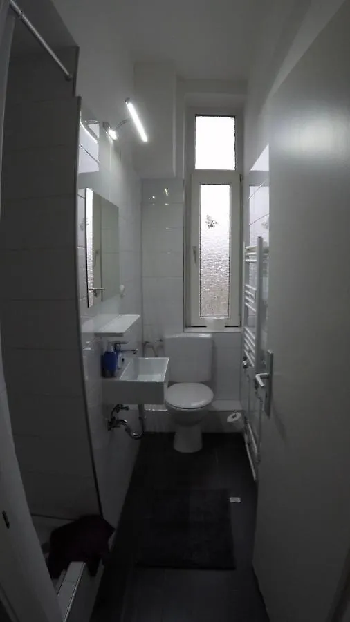 Clean & Central 2 Room Apartment 50M² Hannover